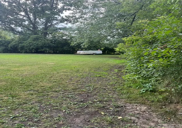 Photo 2 of Single family home for sale at 574 Wilson Ave, Mount Morris, MI 48458 | MLS# 20261060822 | Listing updated on 2026-09-13