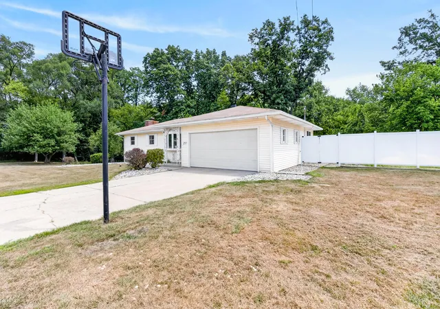 4th image of 257 Wagon Wheel Ln, Battle Creek, MI 49017 | MLS# 64026040300
