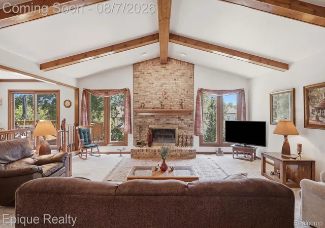 4th image of 1162 Grandview Dr, Rochester Hills, MI 48306 | MLS# 20261060844