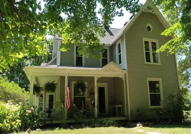 Photo 1 of Single family home for sale at 20171 Bowens Rd, Manchester, MI 48158 | MLS# 81026040313 | Listing updated on 2026-09-10