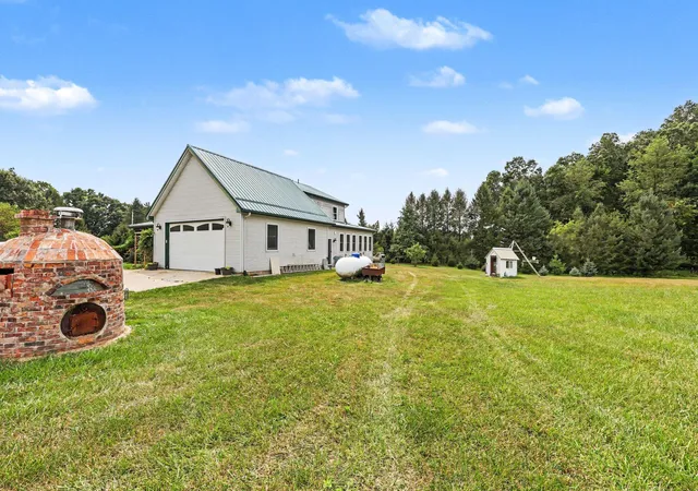4th image of 15560 Wheaton Rd, Brooklyn, MI 49230 | MLS# 68026040314