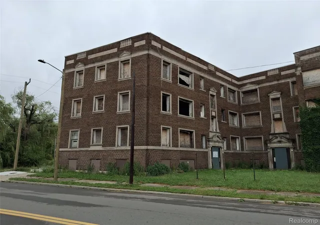 3rd image of 3931 Mcgraw St, Detroit, MI 48208