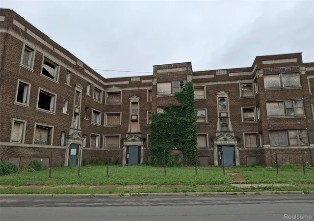 4th image of 3931 Mcgraw St, Detroit, MI 48208