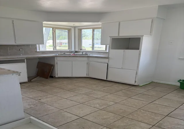 Photo 2 of Single family home for sale at 4672 N Gregory St, Saginaw, MI 48601 | MLS# 61050217223 | Listing updated on 2026-08-23