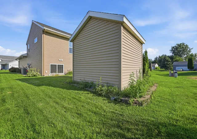 47th image of 9752 Crystal Cir, Zeeland, MI 49464 | MLS# 65026040321