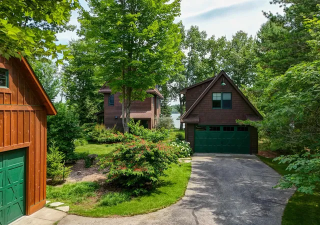 2nd image of 6501 Timber Lake Dr, Elk Rapids, MI 49629 | MLS# 78080071886