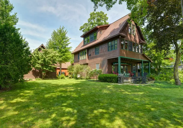 4th image of 6501 Timber Lake Dr, Elk Rapids, MI 49629 | MLS# 78080071886