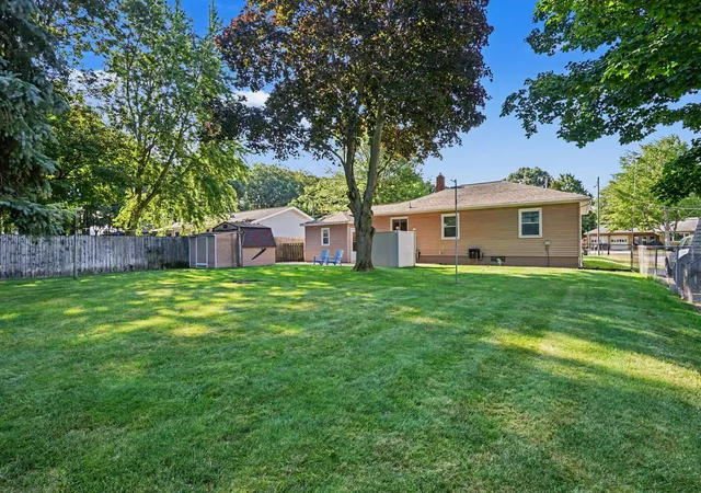 3rd image of 234 Randall Rd, Norton Shores, MI 49441 | MLS# 71026040325
