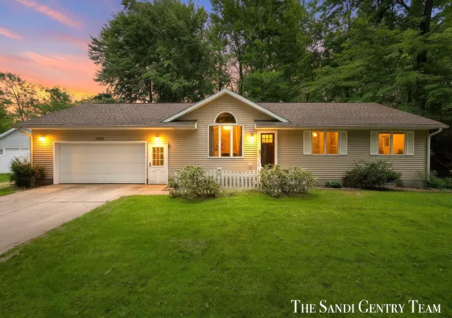 1st image of 18362 168th Ave, Spring Lake, MI 49456 | MLS# 71026040326