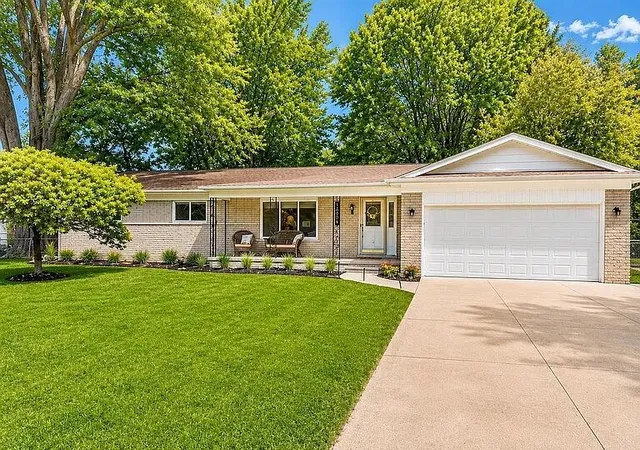 1st image of 38894 Winkler St, Harrison Township, MI 48045 | MLS# 81026040328