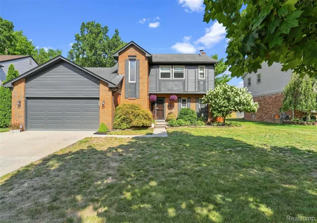 2nd image of 19360 Shadyside St, Livonia, MI 48152 | MLS# 20261060883
