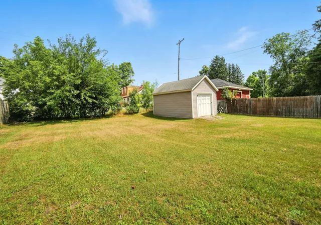 Photo 3 of Multi family home for sale at 332 W Upton Ave, Reed City, MI 49677 | MLS# 72026040333 | Listing updated on 2026-08-04