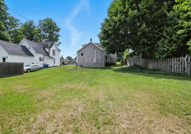 Photo 3 of Multi family home for sale at 332 W Upton Ave, Reed City, MI 49677 | MLS# 72026040333 | Listing updated on 2026-08-04