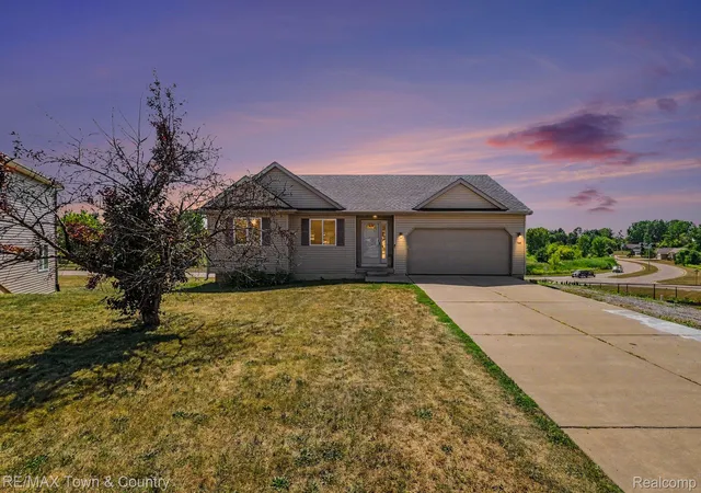 2nd image of 1184 Cimmaron Ct, Davison, MI 48423 | MLS# 20261060890