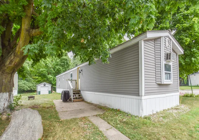 1st image of 2856 W Carleton Rd #Lot 47, Hillsdale, MI 49242 | MLS# 62026040331