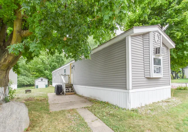 25th image of 2856 W Carleton Rd #Lot 47, Hillsdale, MI 49242 | MLS# 62026040331