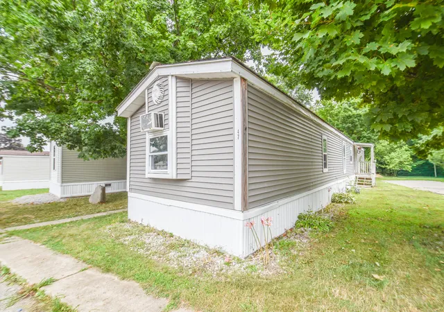 2nd image of 2856 W Carleton Rd #Lot 47, Hillsdale, MI 49242 | MLS# 62026040331