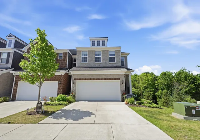 1st image of 381 Strawberry Dr, Rochester, MI 48307 | MLS# 58050217236