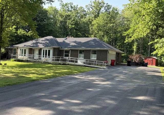 1st image of 26962 Pebblestone St, Southfield, MI 48034 | MLS# 58050217237