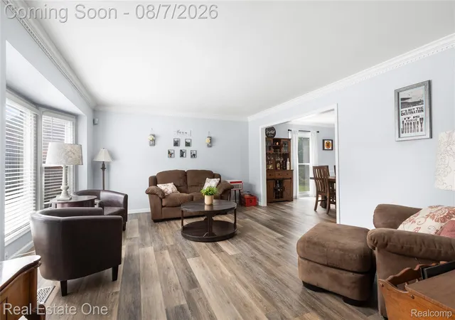 5th image of 1904 Chelsea Ct, Rochester Hills, MI 48306 | MLS# 20261060901