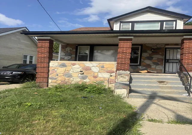 3rd image of 12755 Washburn St, Detroit, MI 48238 | MLS# 81026040339