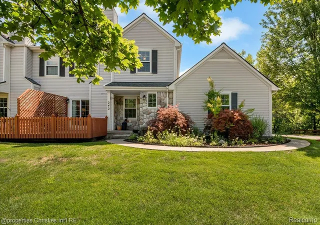 2nd image of 242 Barrington Cir, Lake Orion, MI 48360 | MLS# 20261060908