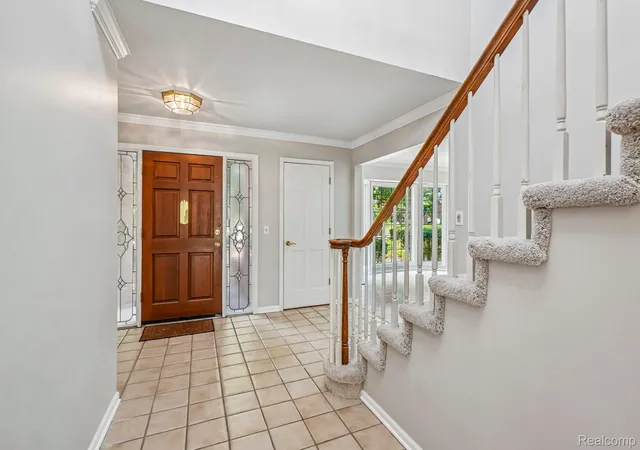 Photo 4 of Single family home for sale at 4523 Rivers Edge Dr, Troy, MI 48098 | MLS# 20261060915 | Listing updated on 2026-09-26