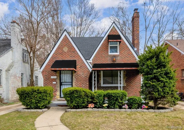 Photo 1 of Single family home for sale at 17212 Sunderland Rd, Detroit, MI 48219 | MLS# 20261060922 | Listing updated on 2026-08-04