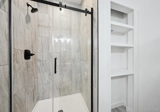 11th image of 433 Village Dr #189, Walled Lake, MI 48390 | MLS# 20261060926