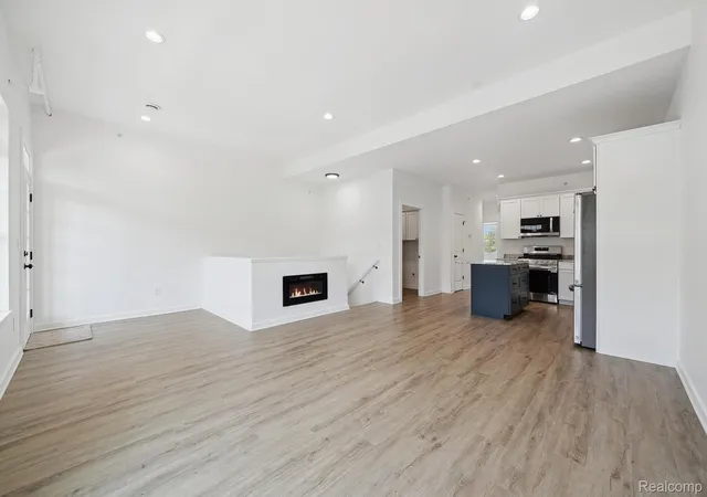 2nd image of 433 Village Dr #189, Walled Lake, MI 48390 | MLS# 20261060926