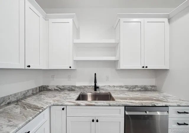 4th image of 433 Village Dr #189, Walled Lake, MI 48390 | MLS# 20261060926