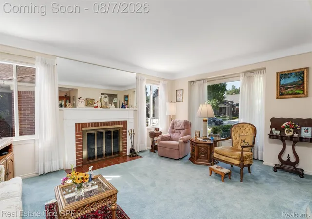 4th image of 2121 Stanhope St, Grosse Pointe Woods, MI 48236 | MLS# 20261060945