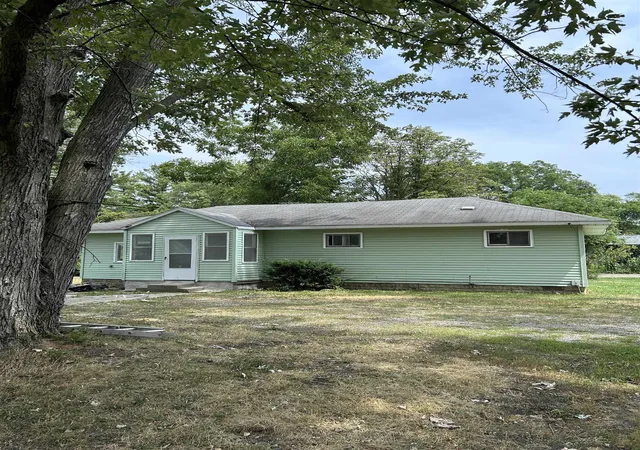 2nd image of 5168 Lennon Rd, Flint, MI 48507 | MLS# 5050217244