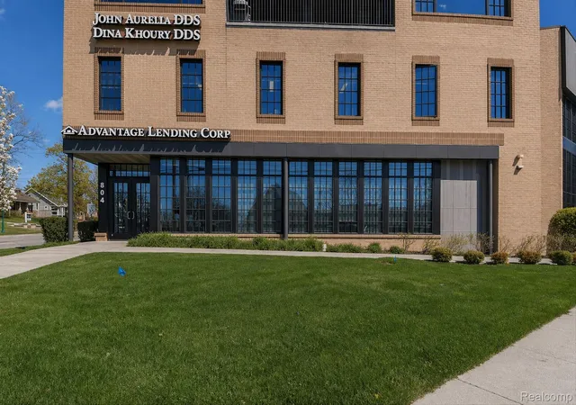 Photo 3 of Condo for sale at 804 N Main St #3A, Rochester, MI 48307 | MLS# 20261060963 | Listing updated on 2026-08-04