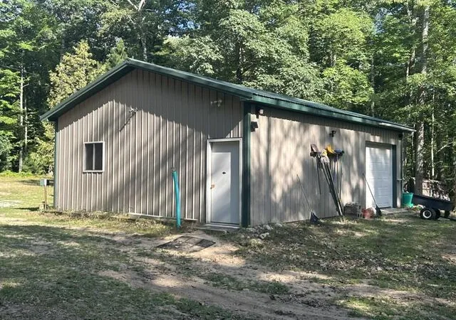 4th image of 9841 River Rd, Mecosta, MI 49332 | MLS# 72026040362