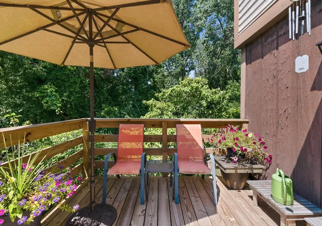 Listing Photo 3 - Condo for sale in building located at 2353 Quail Run Dr, Kalamazoo, MI 49009