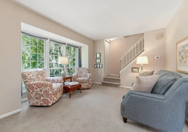 Listing Photo 5 - Condo for sale in building located at 2353 Quail Run Dr, Kalamazoo, MI 49009