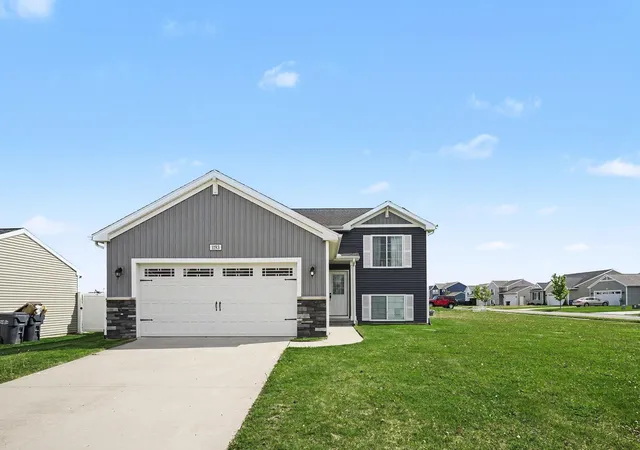 1st image of 1193 Cooley Mill Ln, Vicksburg, MI 49097 | MLS# 66026040363