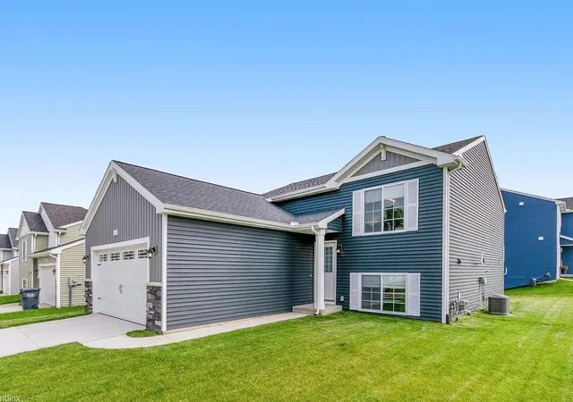 4th image of 1193 Cooley Mill Ln, Vicksburg, MI 49097 | MLS# 66026040363