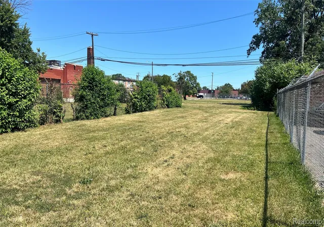 Photo 1 of Land for sale at 2836 Saint Aubin St, Detroit, MI 48207 | MLS# 20261060973 | Listing updated on 2026-08-04