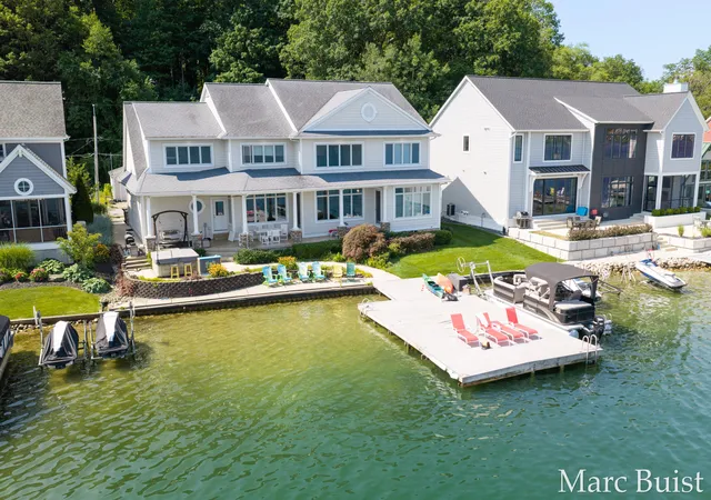 1st image of 421 N Lake Dr, Caledonia, MI 49316 | MLS# 65026040367