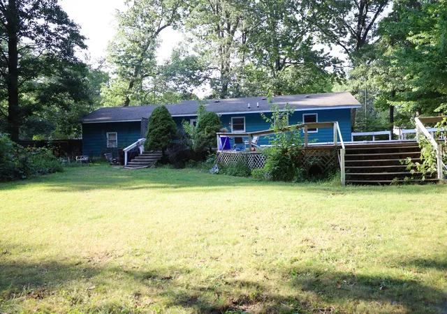 14th image of 16154 Gary Ave, Grand Haven, MI 49417 | MLS# 71026040372