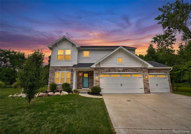 Photo 3 of Single family home for sale at 7302 Geraldine Cir, Swartz Creek, MI 48473 | MLS# 20261061003 | Listing updated on 2026-09-21