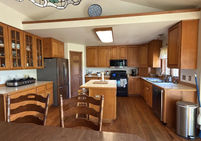 Photo 2 of Single family home for sale at 4705 Hall Dr, Kenockee, MI 48006 | MLS# 58050217276 | Listing updated on 2026-09-10