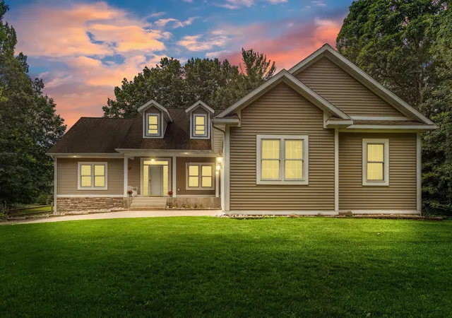 4th image of 11981 Morel Rd, Grand Haven, MI 49417 | MLS# 71026040379