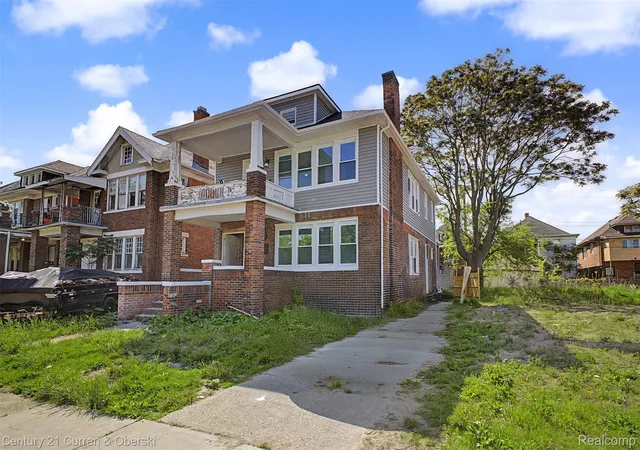 Photo 1 of Multi family home for sale at 3799 Pingree St, Detroit, MI 48206 | MLS# 20261061017 | Listing updated on 2026-08-04