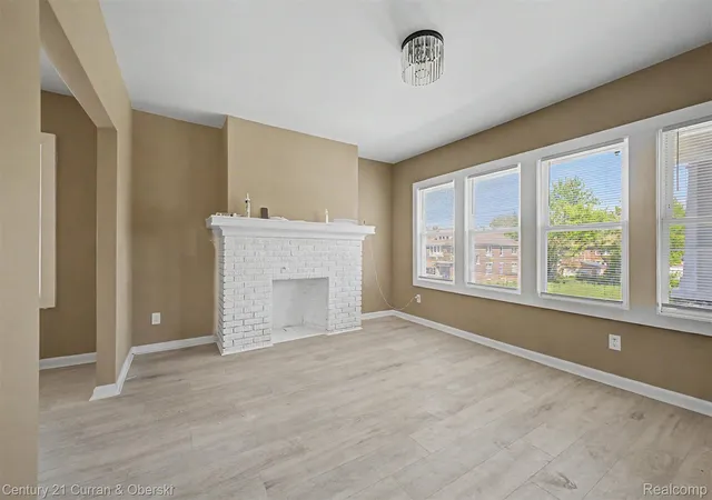Photo 3 of Multi family home for sale at 3799 Pingree St, Detroit, MI 48206 | MLS# 20261061017 | Listing updated on 2026-08-04
