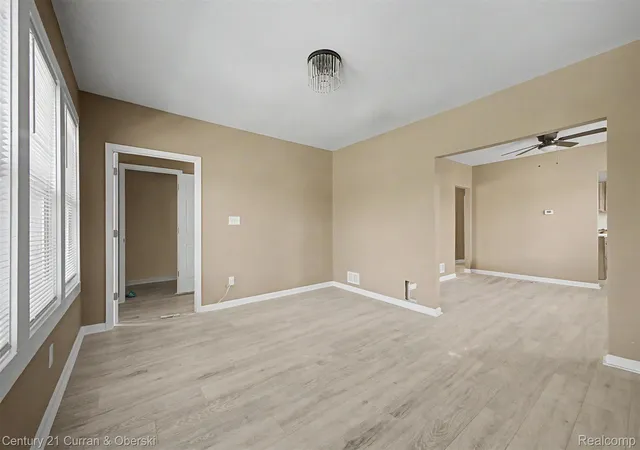 Listing Photo 5 - Condo for sale in building located at 3799 Pingree St, Detroit, MI 48206