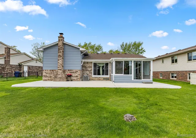4th image of 45561 Edgewood Ct, Canton, MI 48187 | MLS# 20261061022