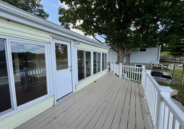 Photo 3 of Single family home for sale at 8980 Loveless Dr Ne, Rockford, MI 49341 | MLS# 67026040406 | Listing updated on 2026-10-03